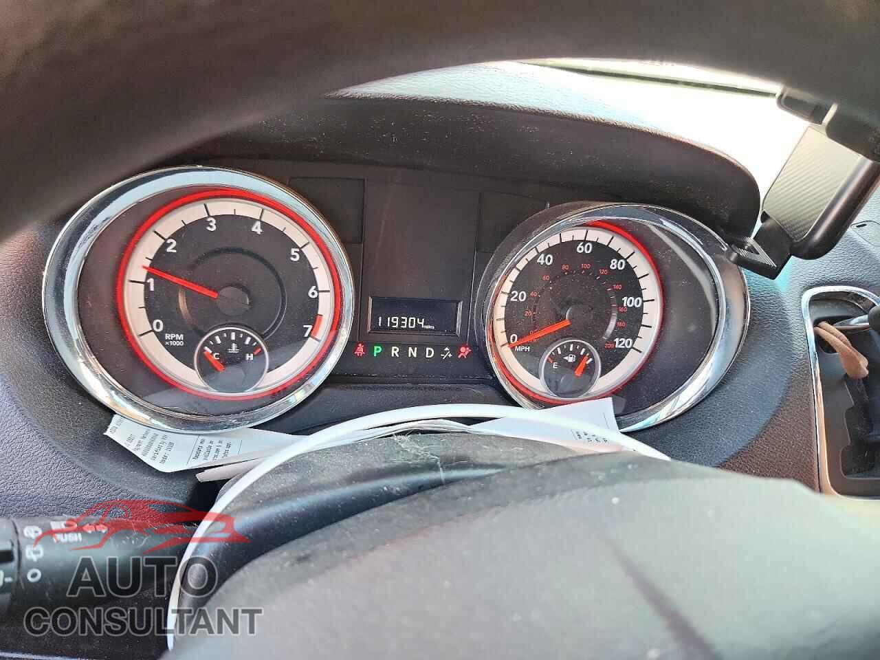 DODGE CARAVAN 2013 - 2C4RDGCG2DR522119