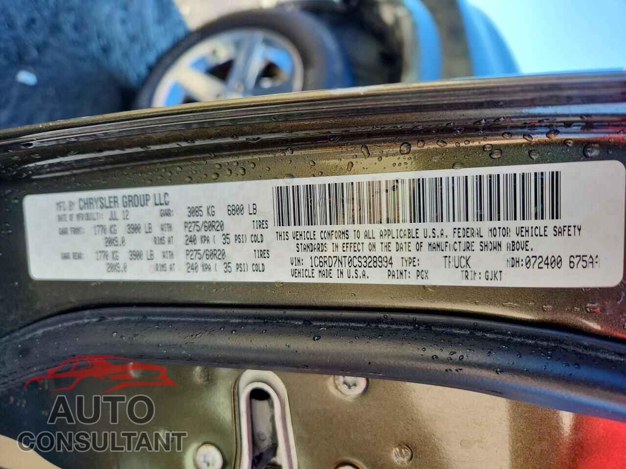 DODGE RAM 1500 2012 - 1C6RD7NT0CS328994