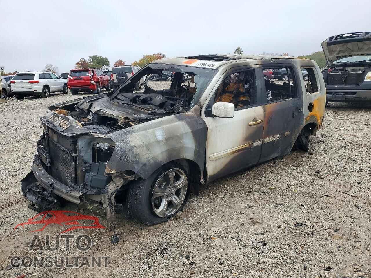 HONDA PILOT 2012 - 5FNYF4H51CB077250