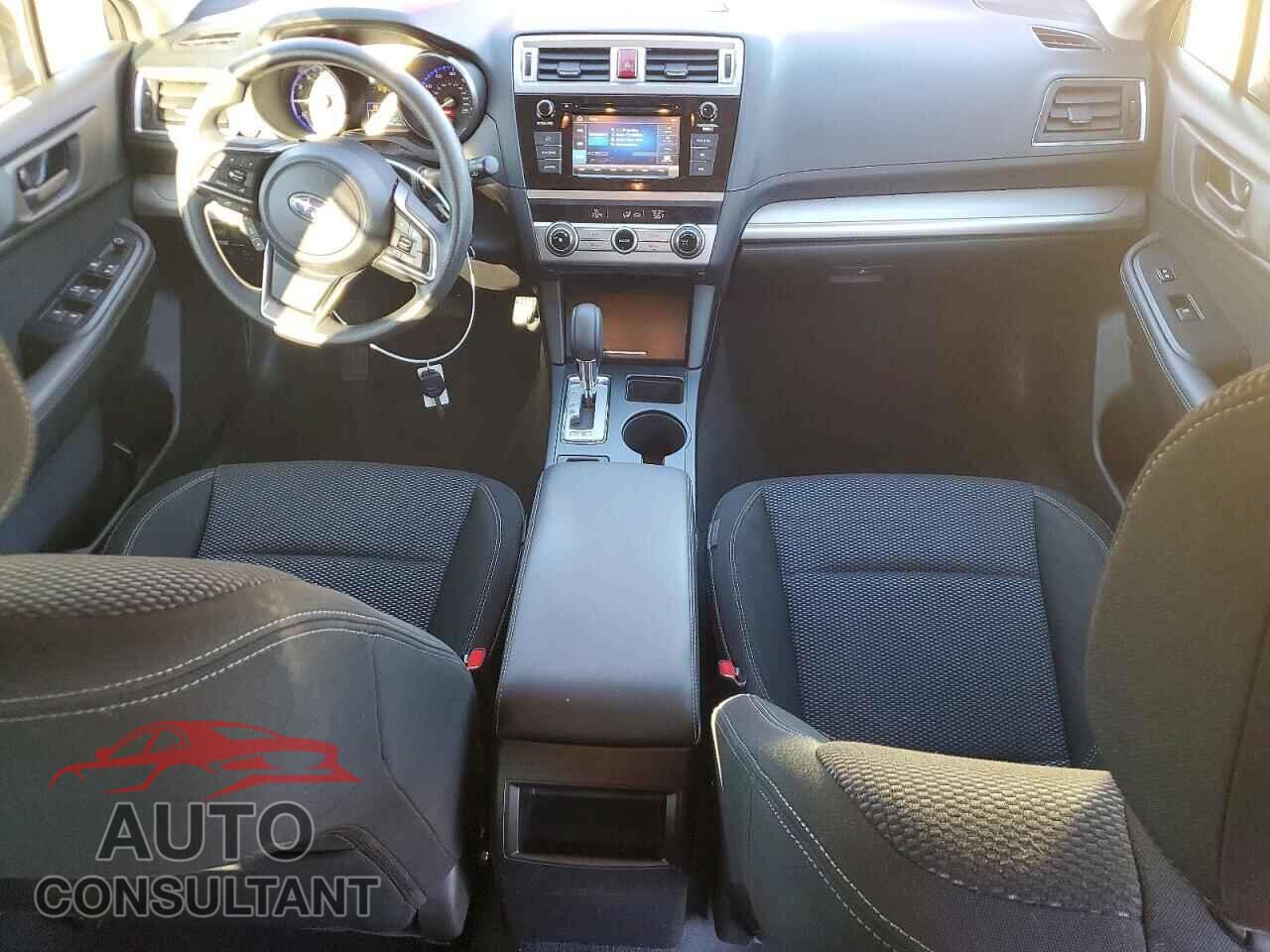 SUBARU OUTBACK 2019 - 4S4BSABC3K3300807
