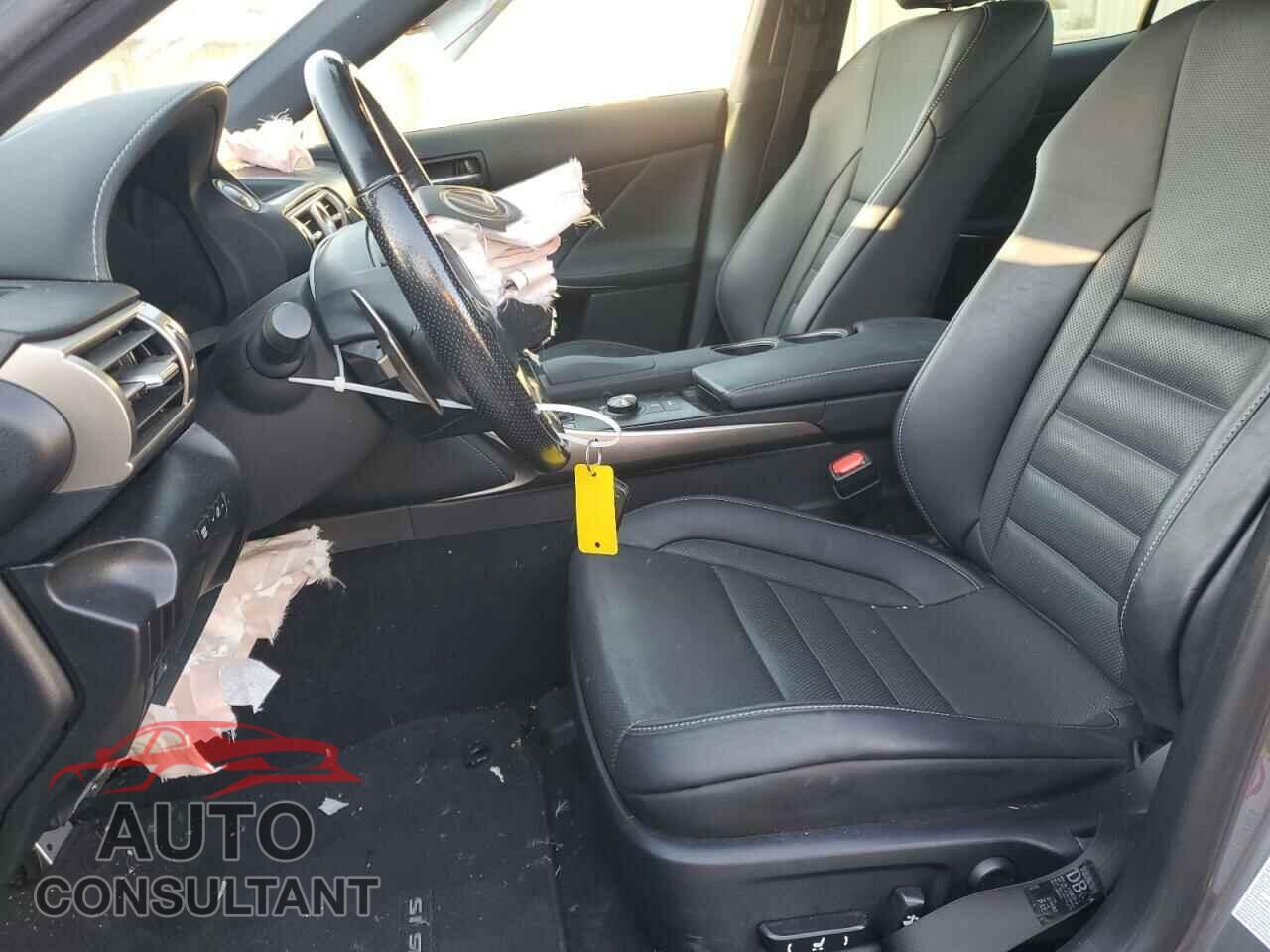 LEXUS IS 2016 - JTHBA1D25G5035636