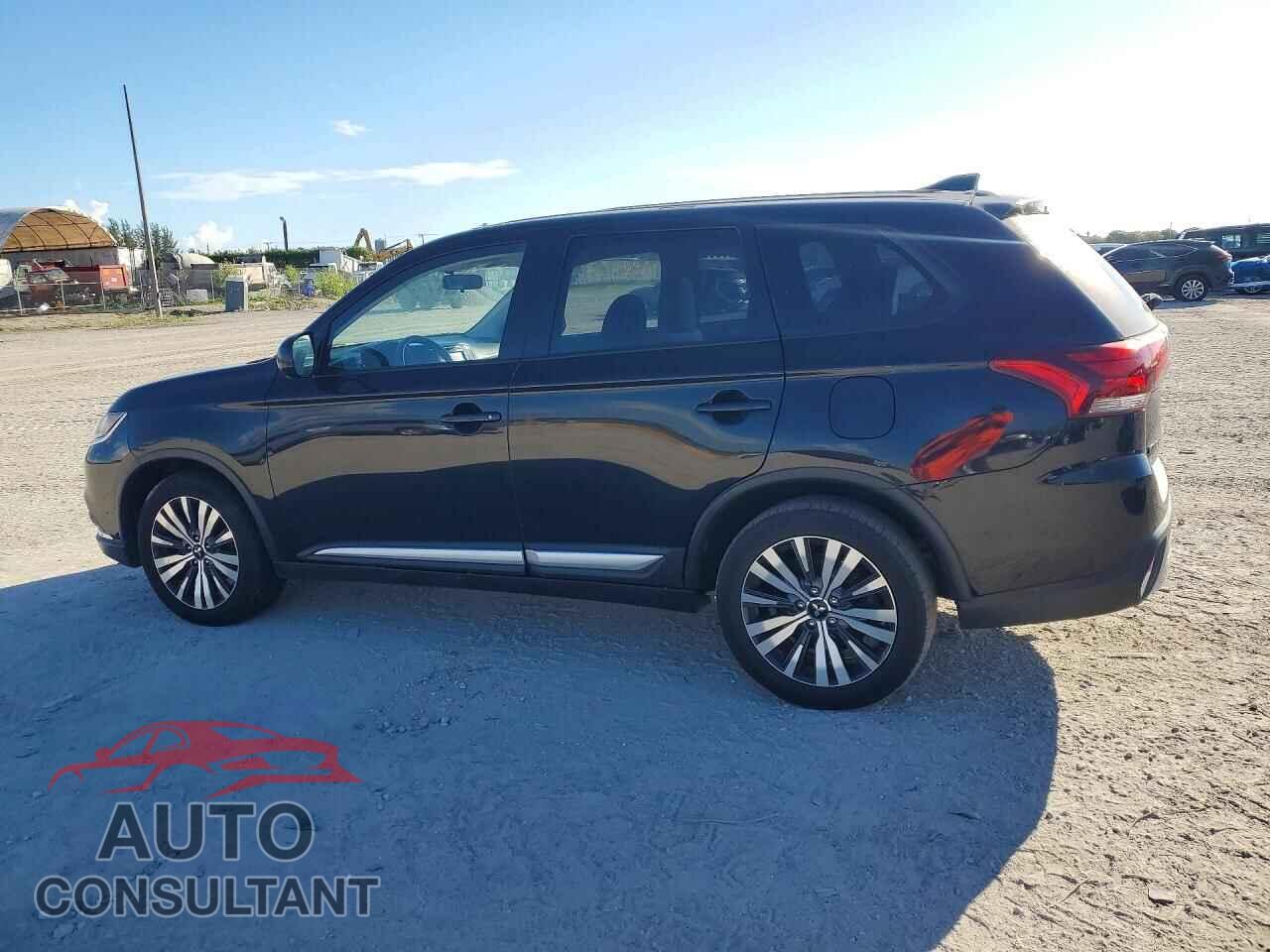 MITSUBISHI OUTLANDER 2019 - JA4AD2A38KZ031499