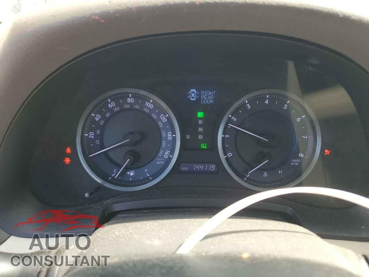 LEXUS IS 2011 - JTHBF5C28B5147513