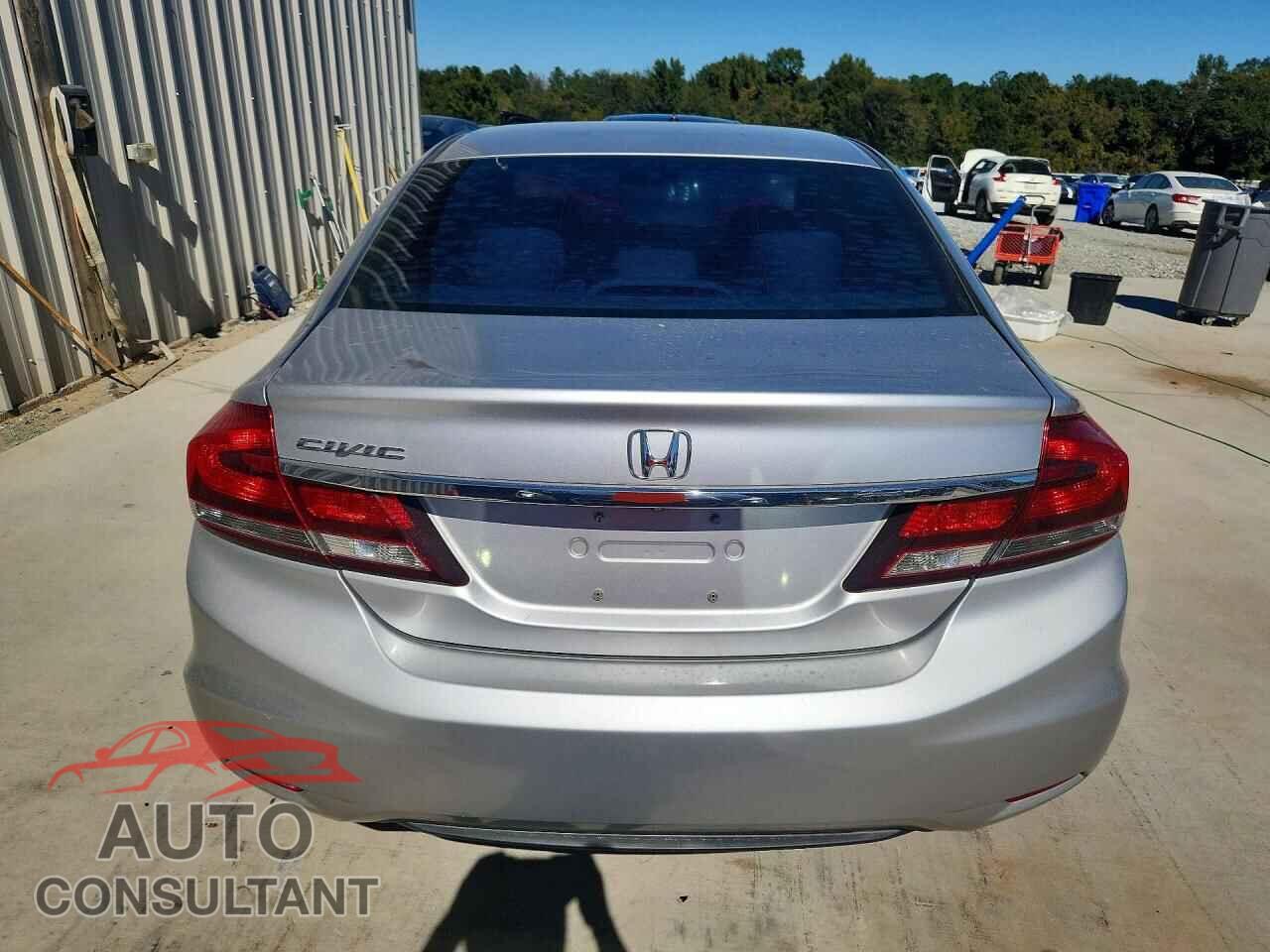 HONDA CIVIC 2013 - 19XFB2F51DE025229