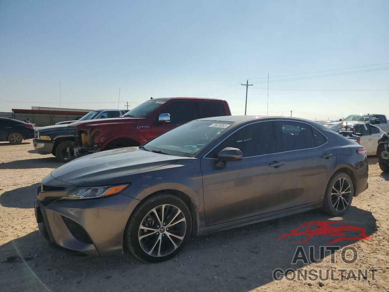 TOYOTA CAMRY 2018 - 4T1B11HK4JU509287