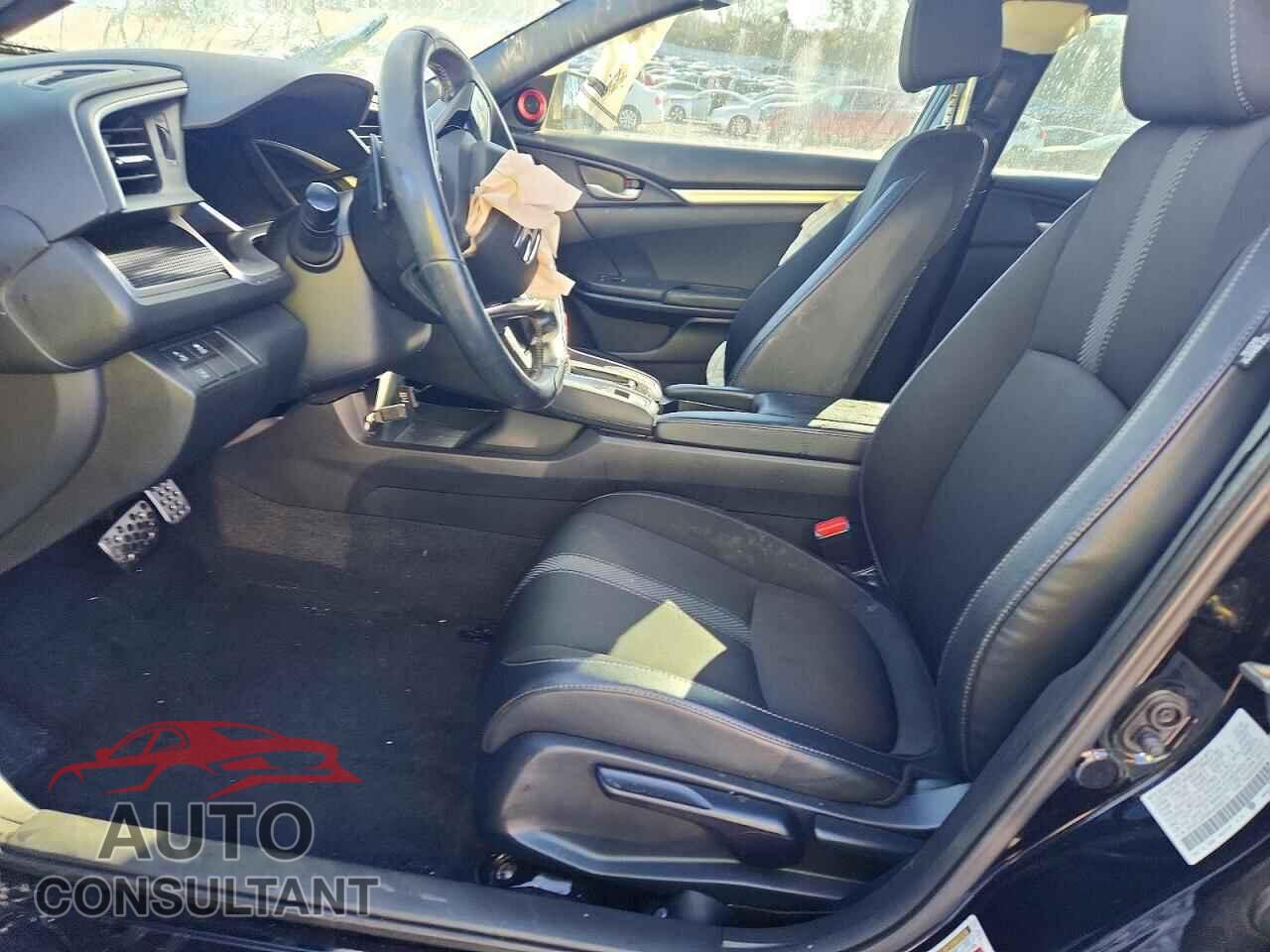 HONDA CIVIC 2019 - 2HGFC2F88KH599210