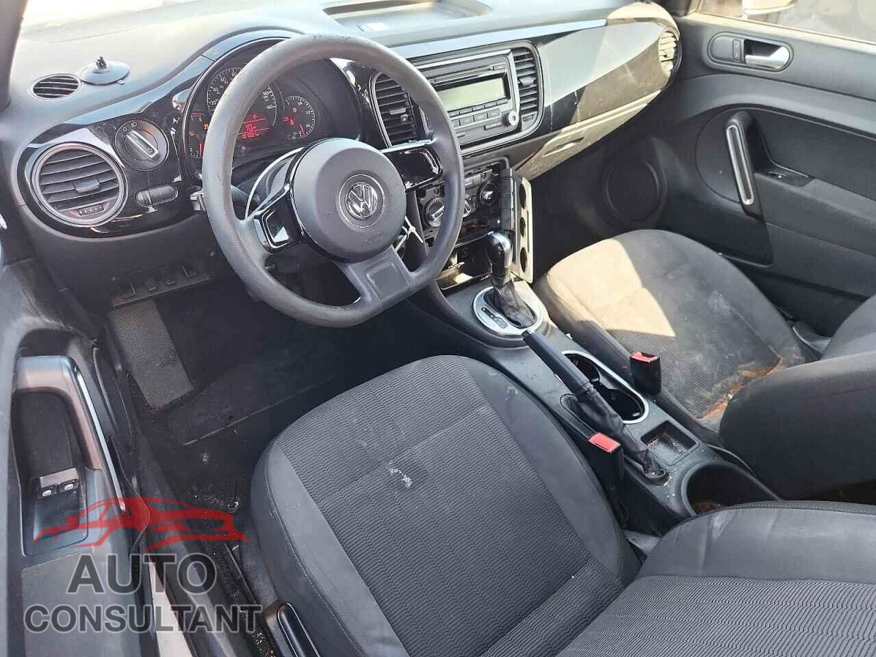 VOLKSWAGEN BEETLE 2012 - 3VWFP7AT3CM645120