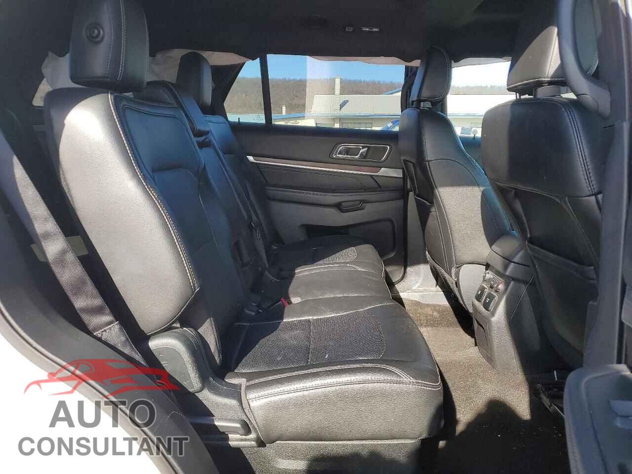 FORD EXPLORER 2018 - 1FM5K8F88JGB50647
