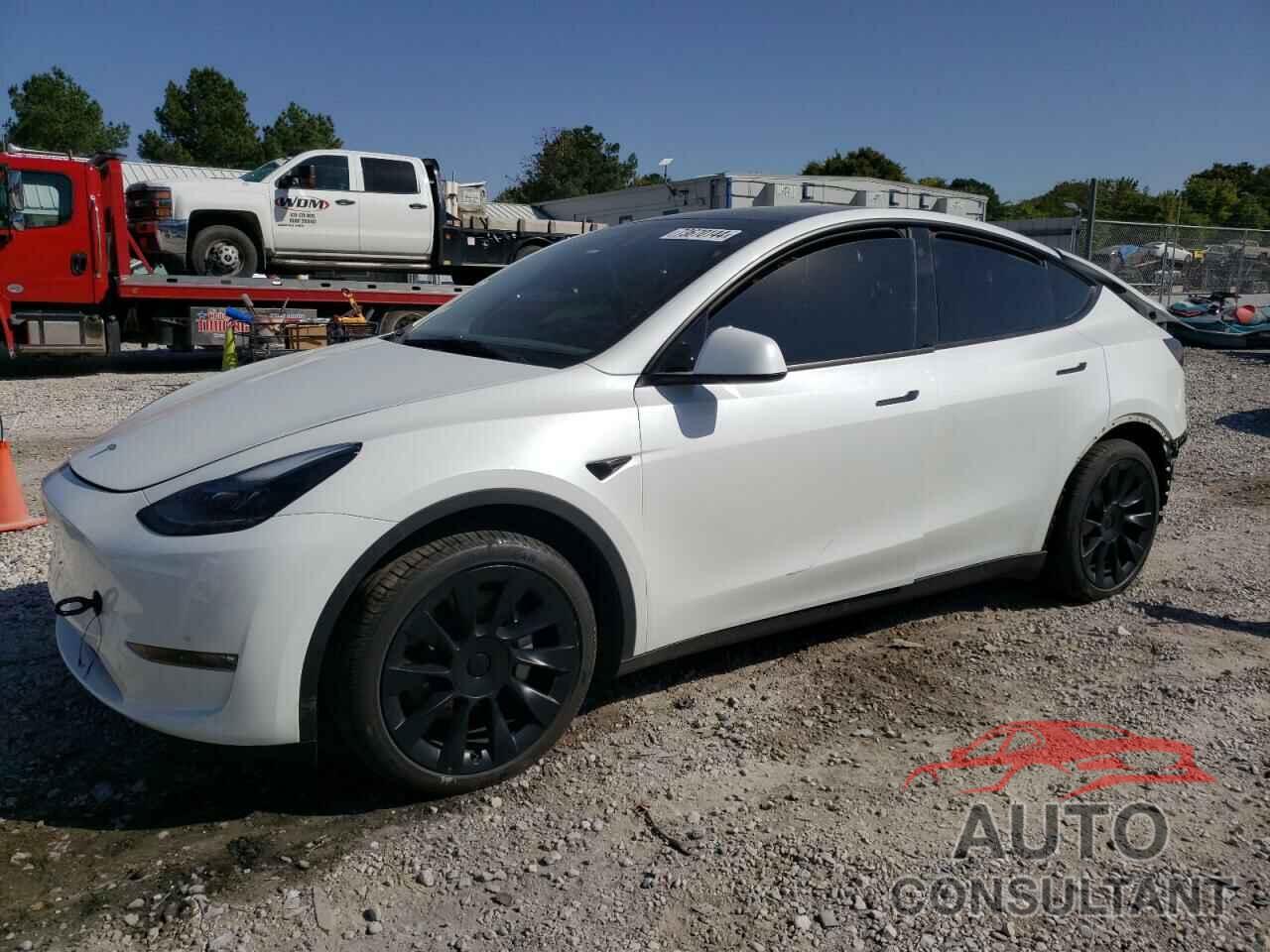 TESLA MODEL Y 2023 - 7SAYGAEE9PF626301