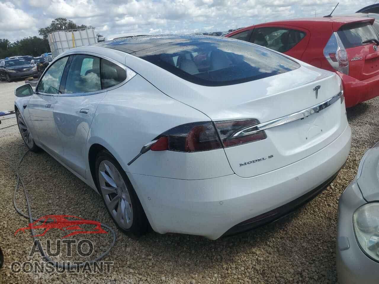 TESLA MODEL S 2017 - 5YJSA1E23HF217576