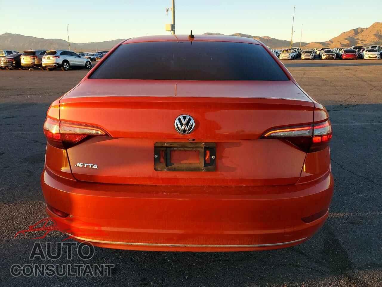 VOLKSWAGEN JETTA 2019 - 3VWC57BUXKM071999