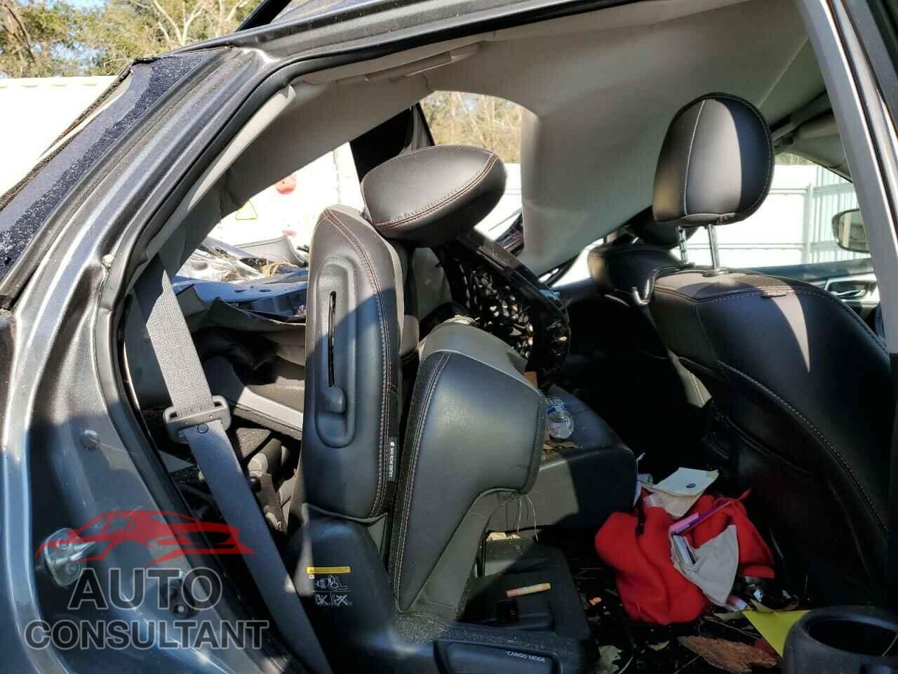 NISSAN PATHFINDER 2020 - 5N1DR2CN2LC630935