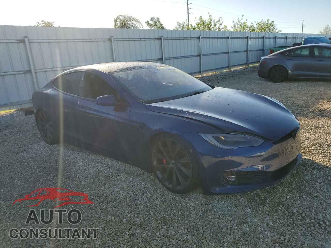 TESLA MODEL S 2020 - 5YJSA1E40LF389106