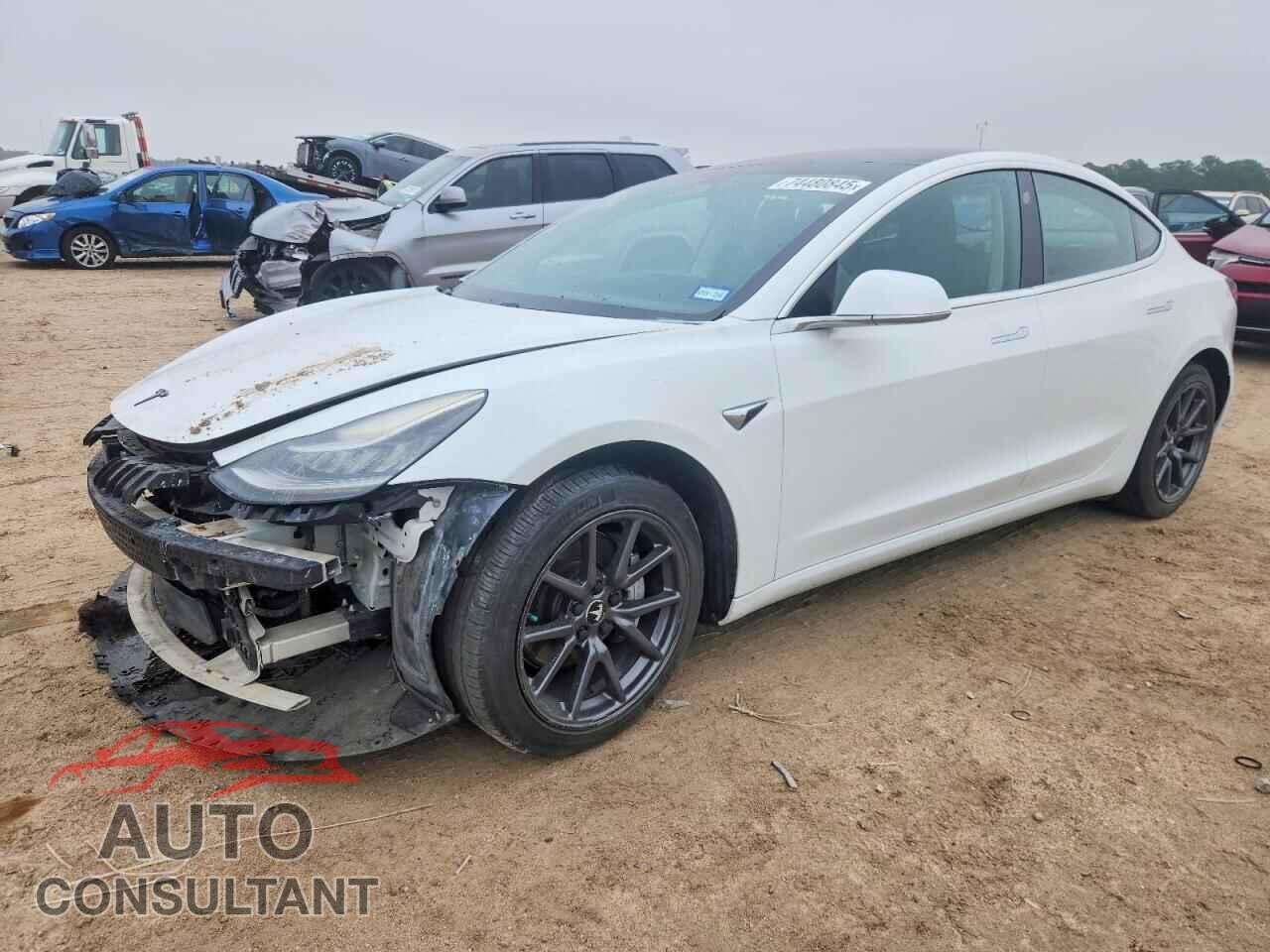 TESLA MODEL 3 2018 - 5YJ3E1EA9JF051893