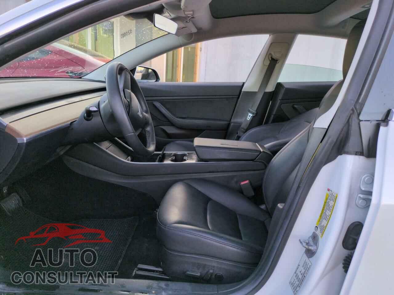 TESLA MODEL 3 2019 - 5YJ3E1EA3KF411998