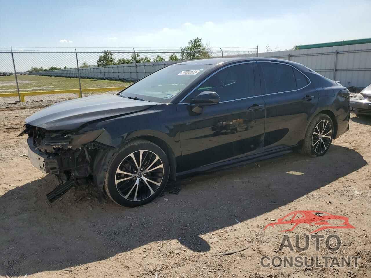 TOYOTA CAMRY 2018 - 4T1B11HK2JU641125