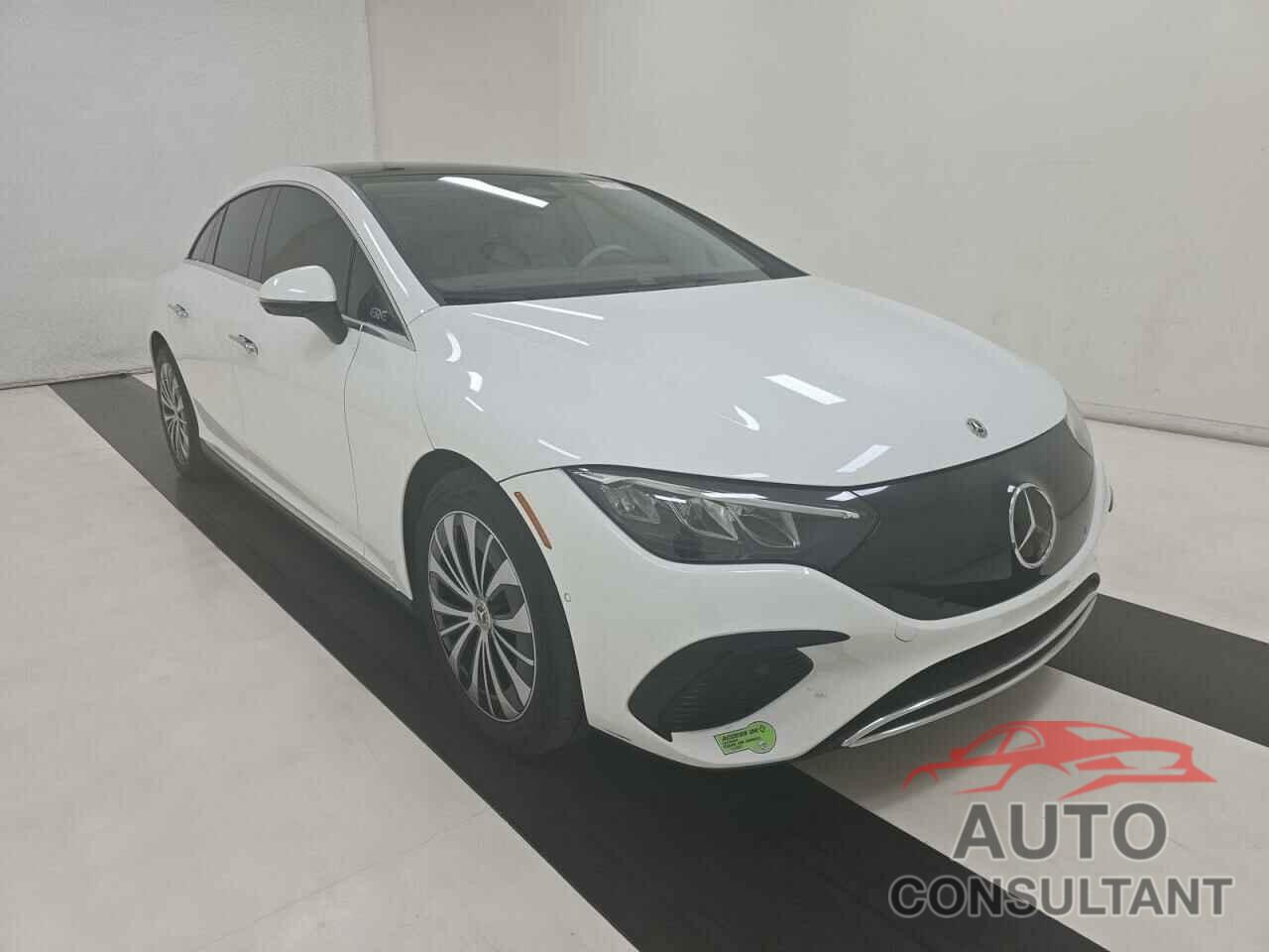 MERCEDES-BENZ EQE SEDAN 2023 - W1KEG2BB7PF014924