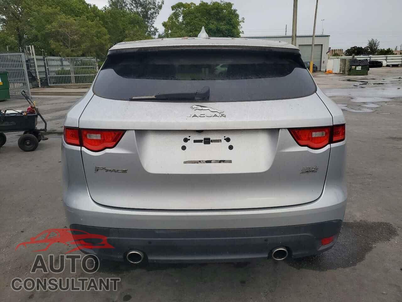 JAGUAR F-PACE 2017 - SADCK2BVXHA060177