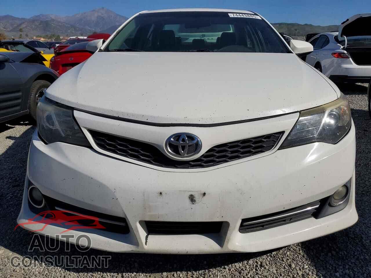 TOYOTA CAMRY 2013 - 4T1BF1FK2DU289835