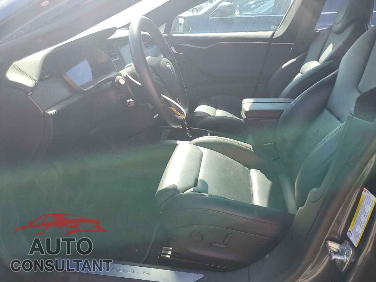 TESLA MODEL S 2018 - 5YJSA1E26JF267684