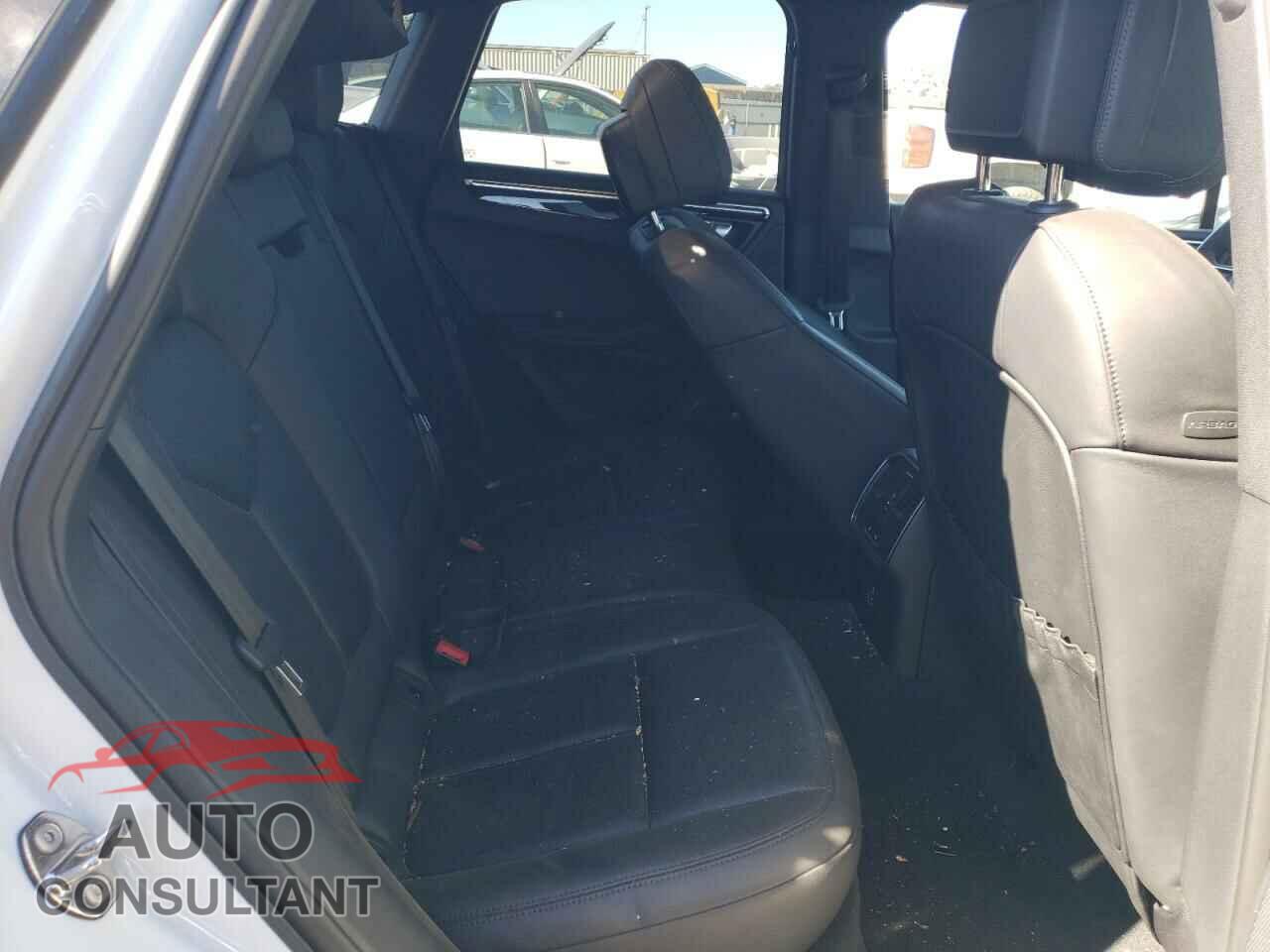 PORSCHE MACAN BASE 2023 - WP1AA2A53PLB00737