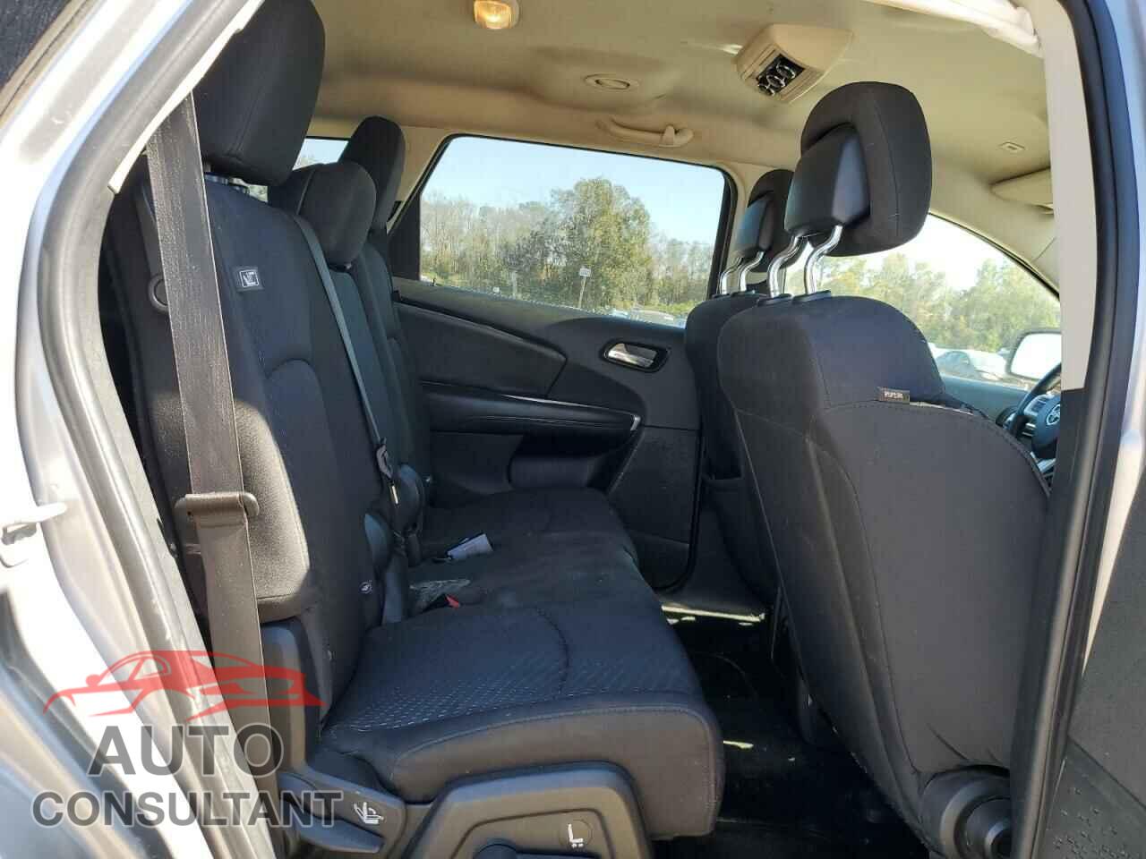 DODGE JOURNEY 2018 - 3C4PDCBB3JT243745