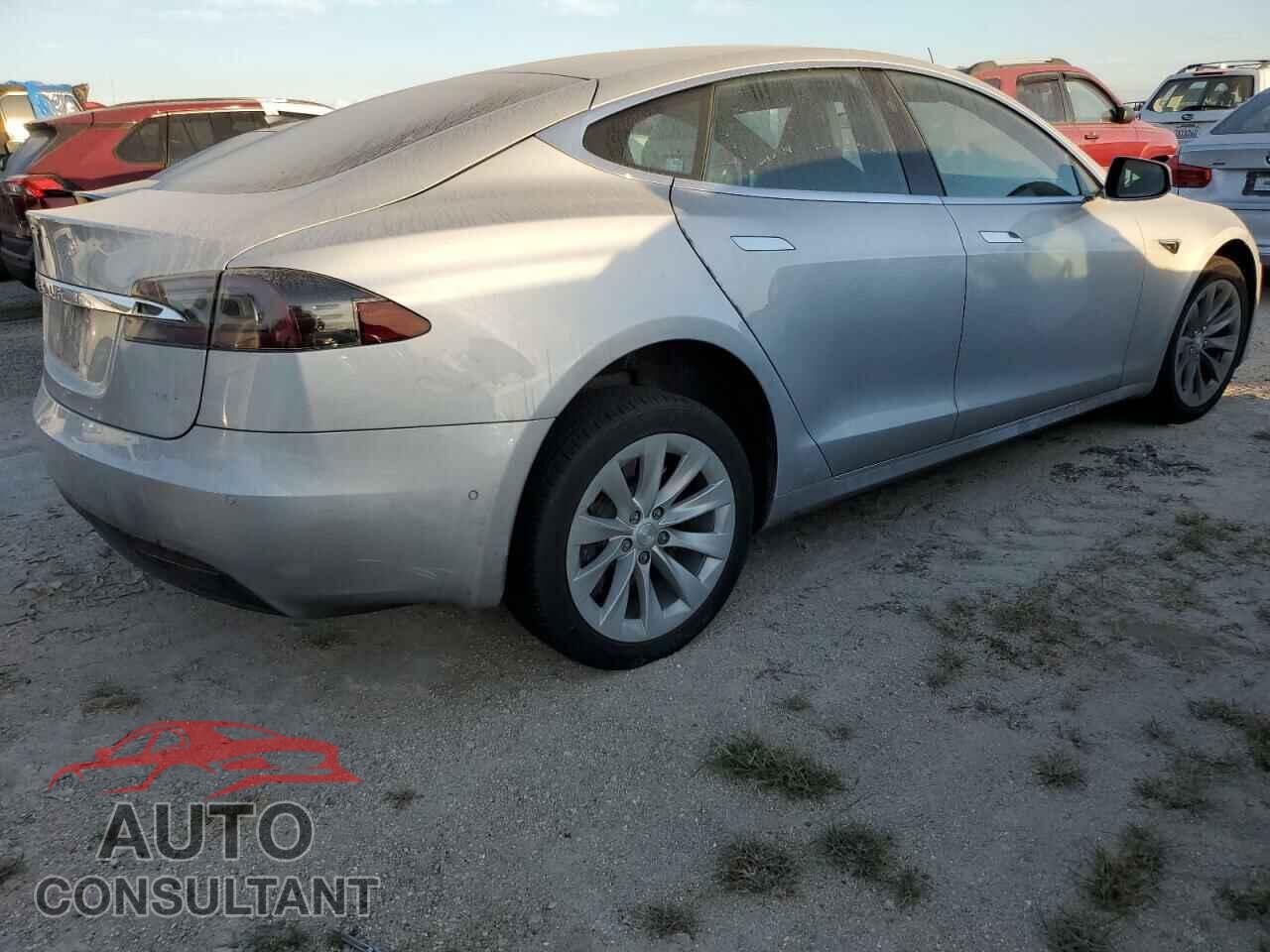TESLA MODEL S 2017 - 5YJSA1E26HF187991