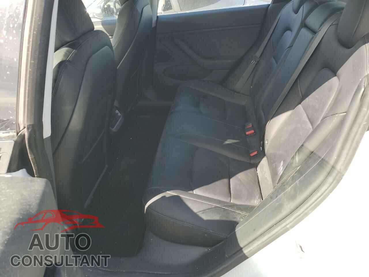 TESLA MODEL 3 2018 - 5YJ3E1EAXJF038862
