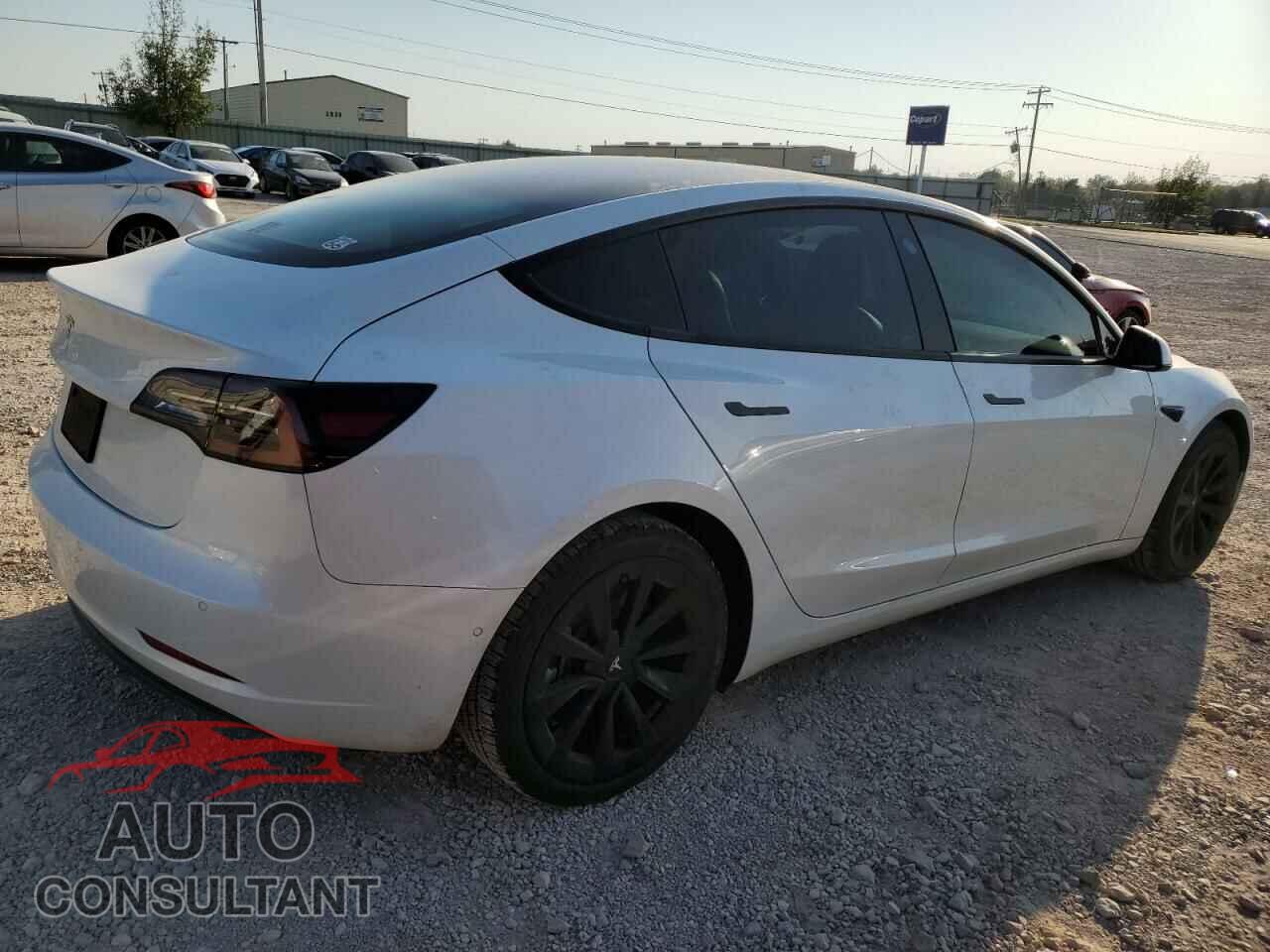 TESLA MODEL 3 2021 - 5YJ3E1EA4MF870413
