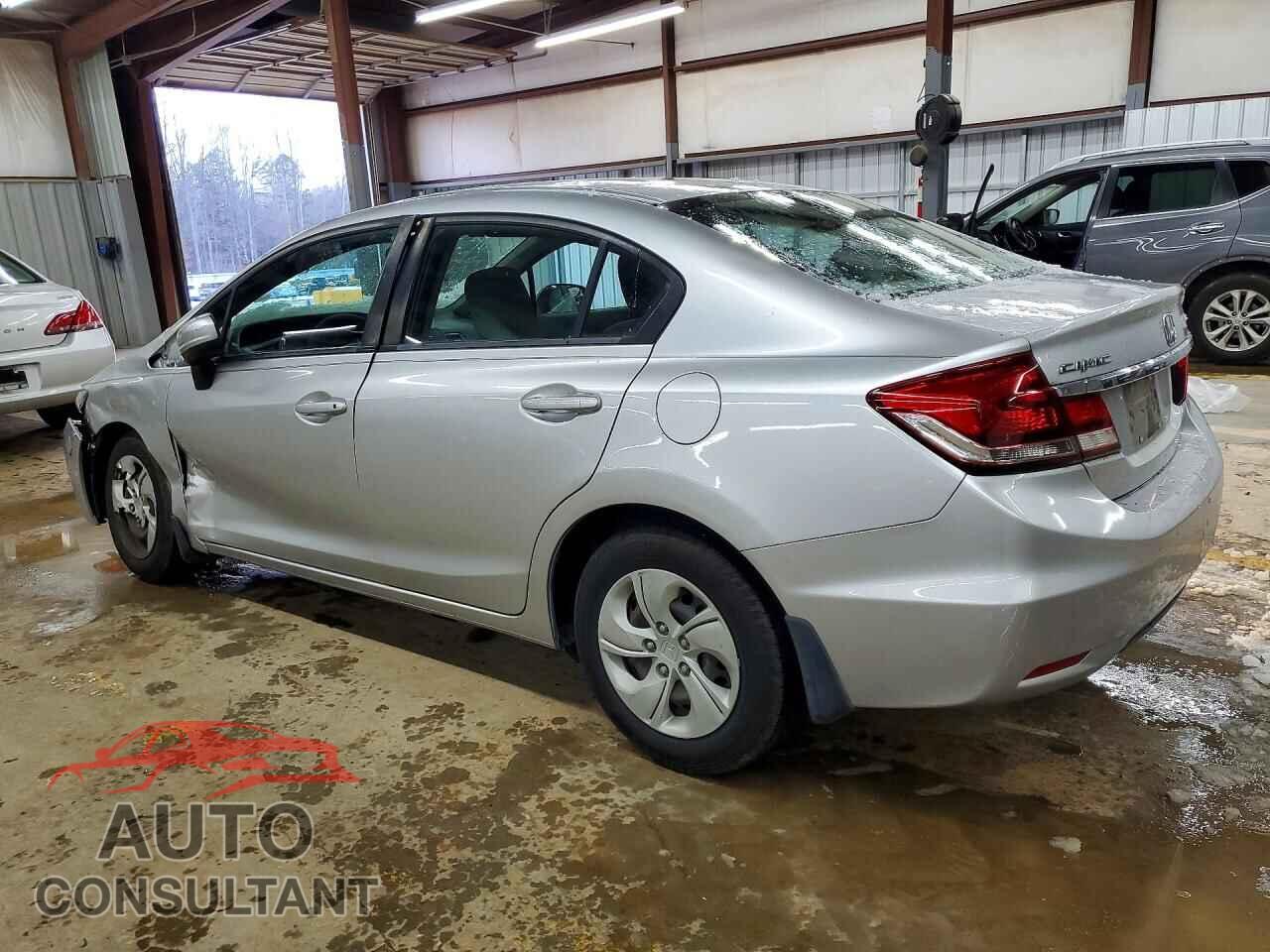 HONDA CIVIC 2015 - 2HGFB2F57FH548019