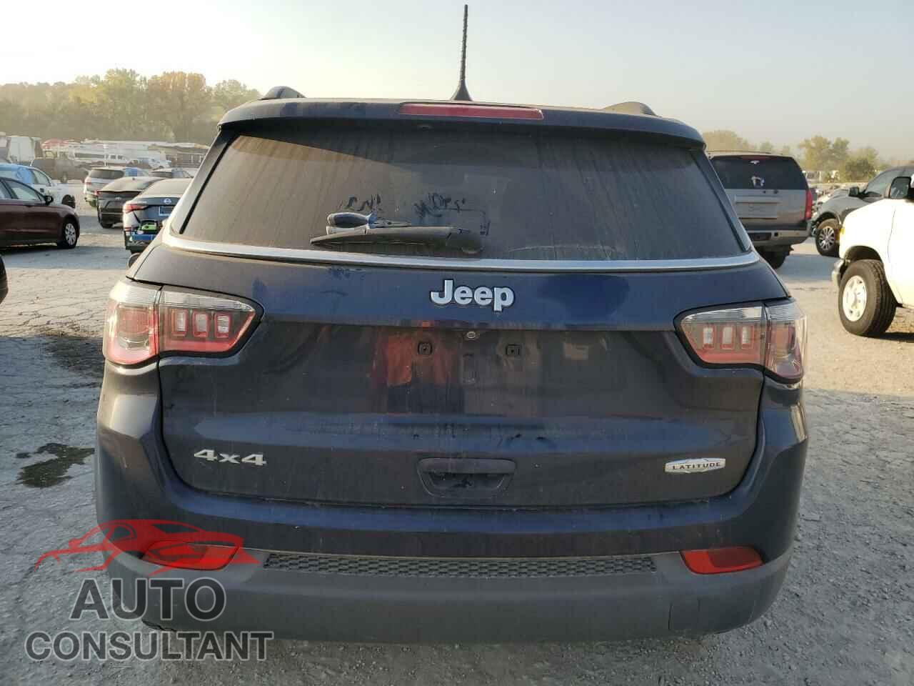 JEEP COMPASS 2018 - 3C4NJDBB8JT314606