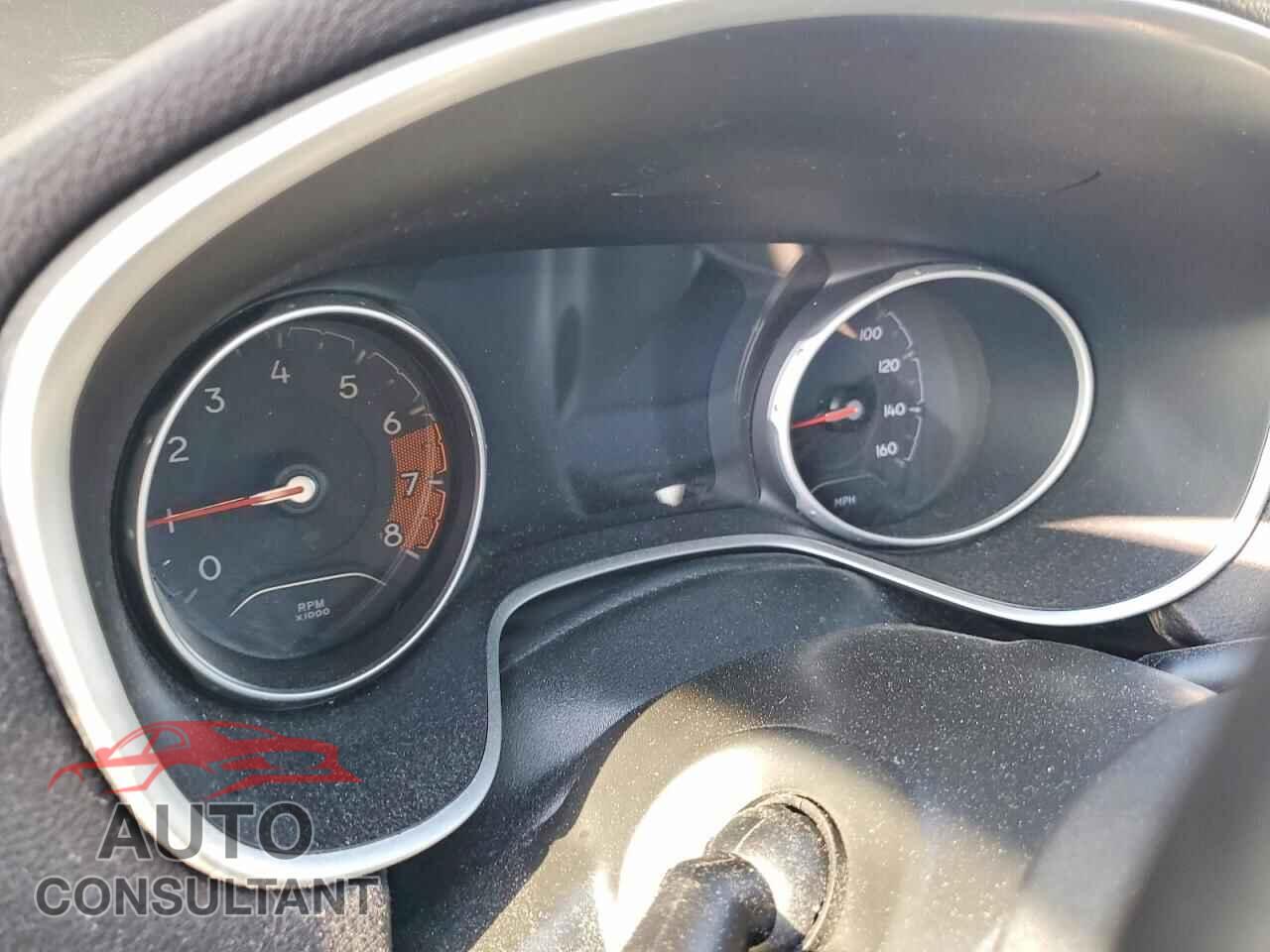 JEEP COMPASS 2018 - 3C4NJDCB2JT435100