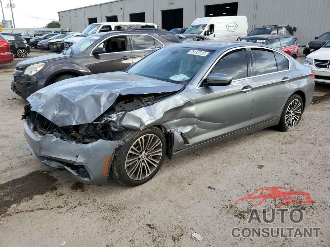 BMW 5 SERIES 2018 - WBAJA5C52JG899617