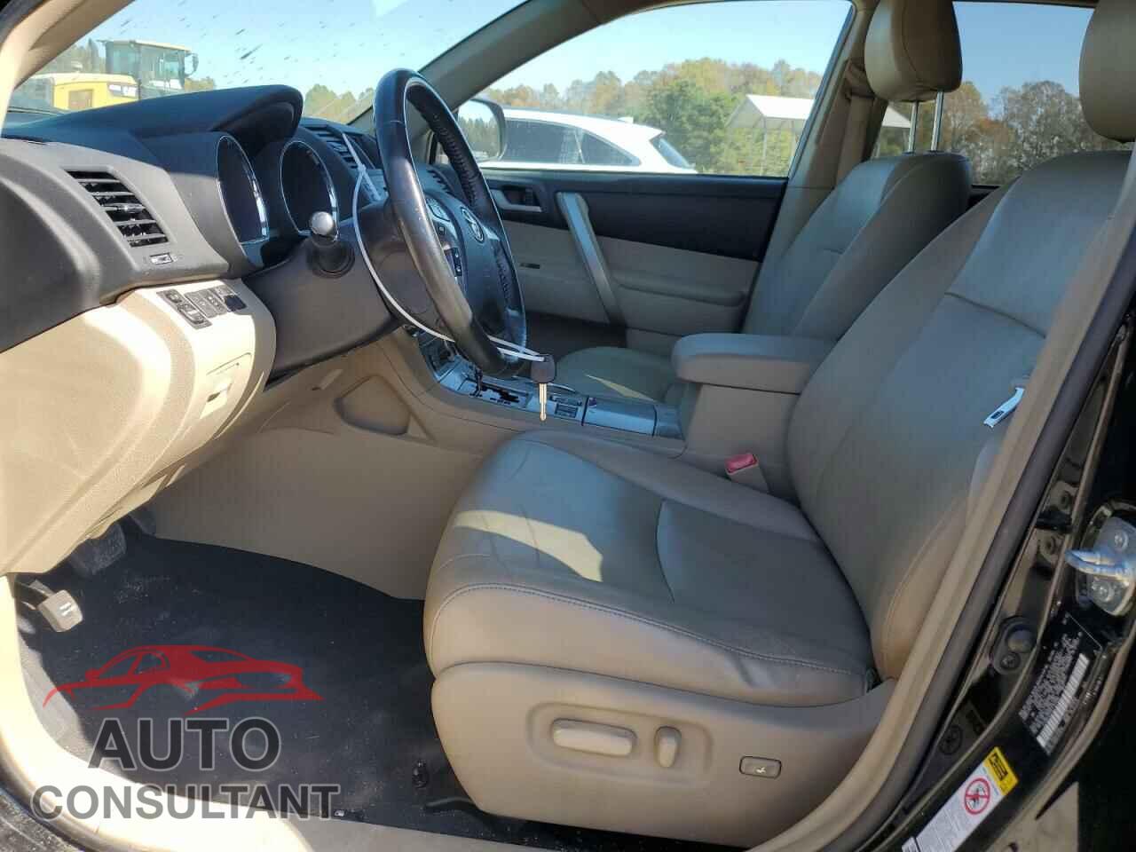 TOYOTA HIGHLANDER 2012 - 5TDBK3EH3CS157686