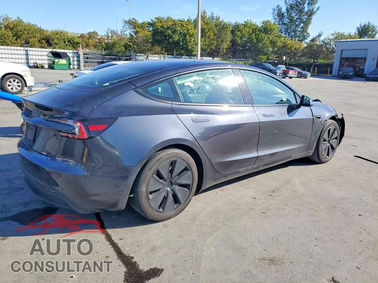 TESLA MODEL 3 2024 - 5YJ3E1EA7RF732341