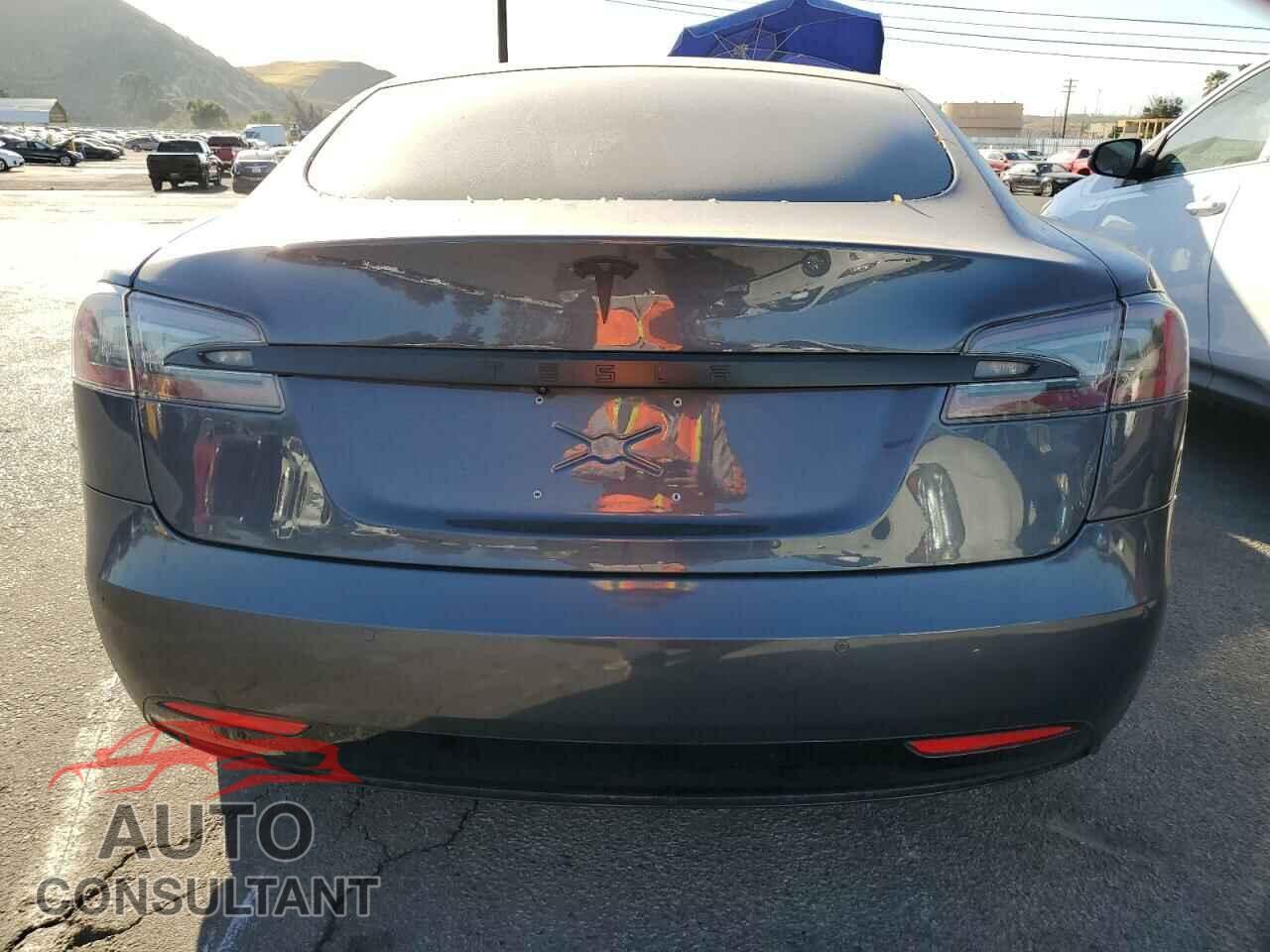 TESLA MODEL S 2017 - 5YJSA1E20HF179420