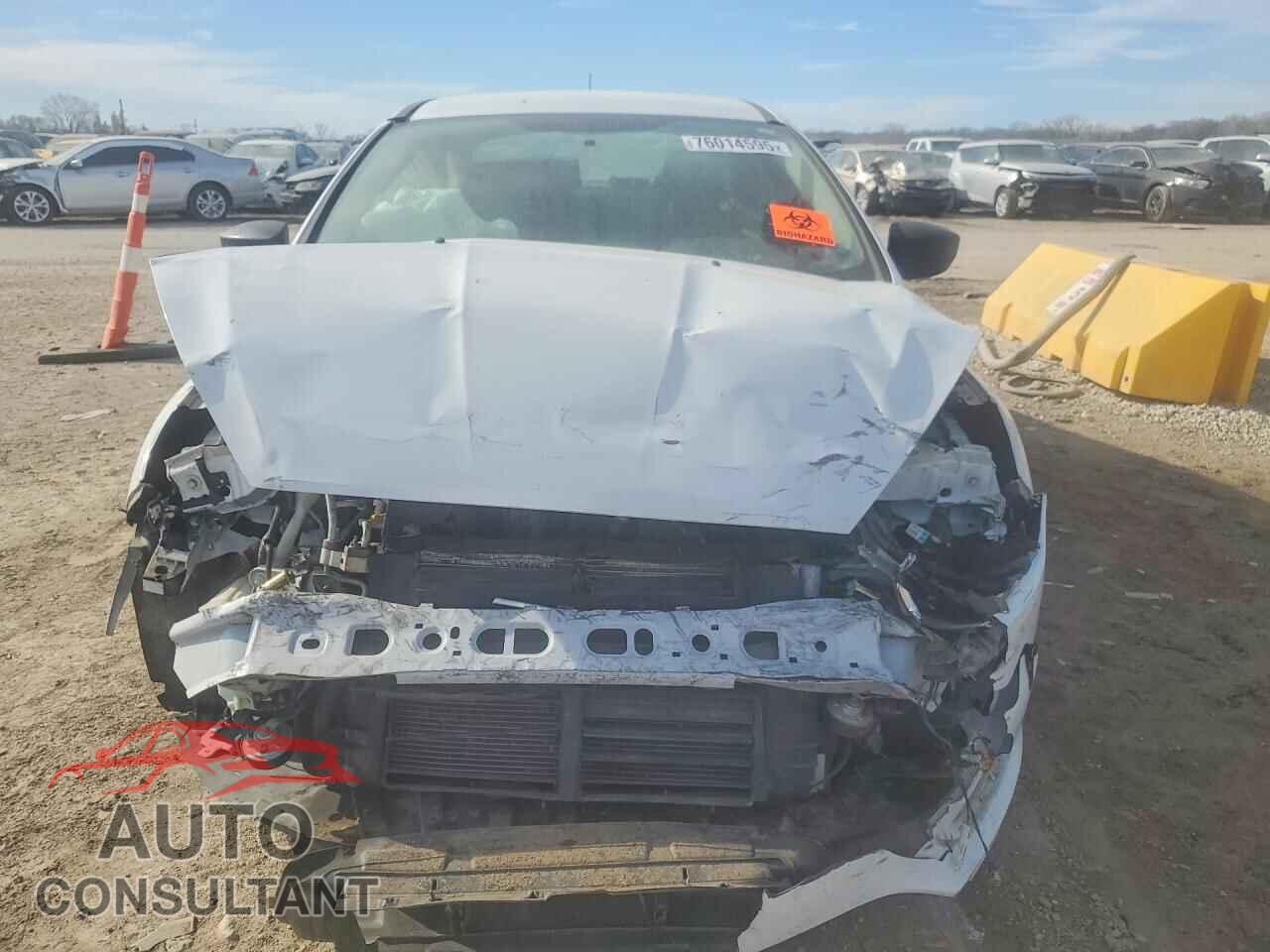 FORD FOCUS 2017 - 1FADP3E2XHL284312