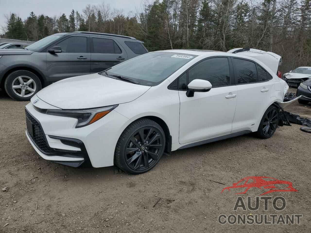 TOYOTA COROLLA 2024 - JTDBDMHE0RJ005808