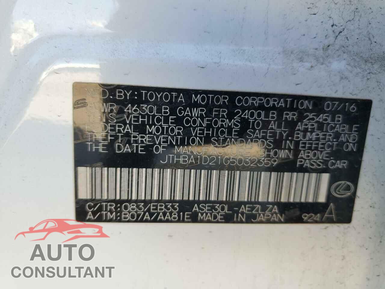 LEXUS IS 2016 - JTHBA1D21G5032359