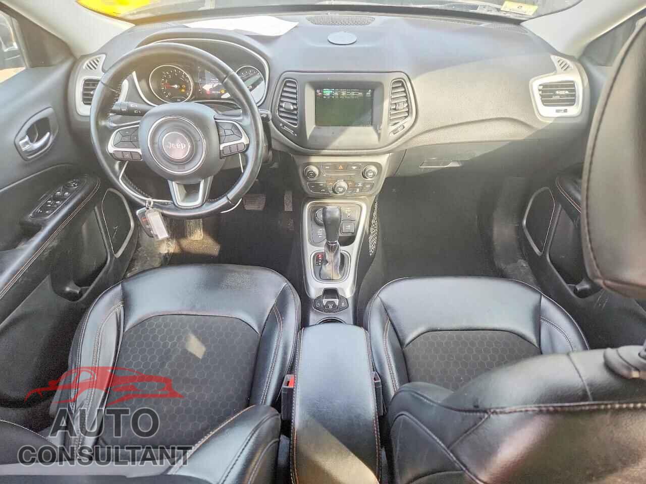 JEEP COMPASS 2020 - 3C4NJDBB2LT224242