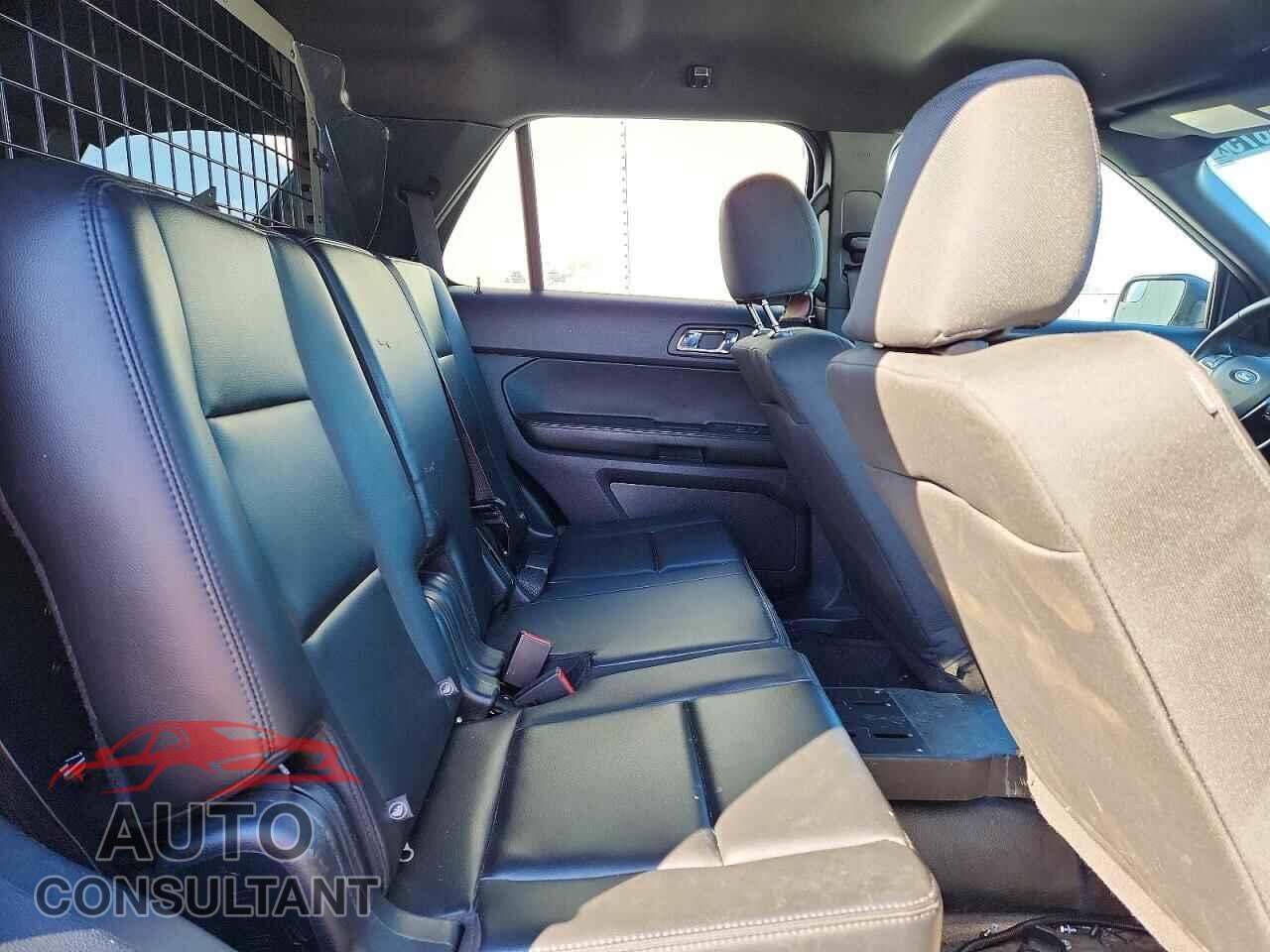 FORD EXPLORER 2018 - 1FM5K8AT4JGB69093
