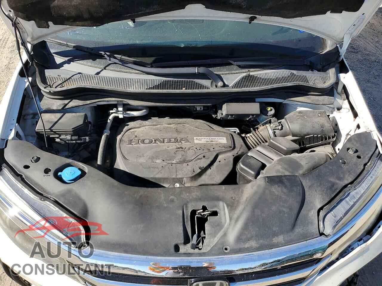 HONDA PILOT 2017 - 5FNYF5H99HB003686