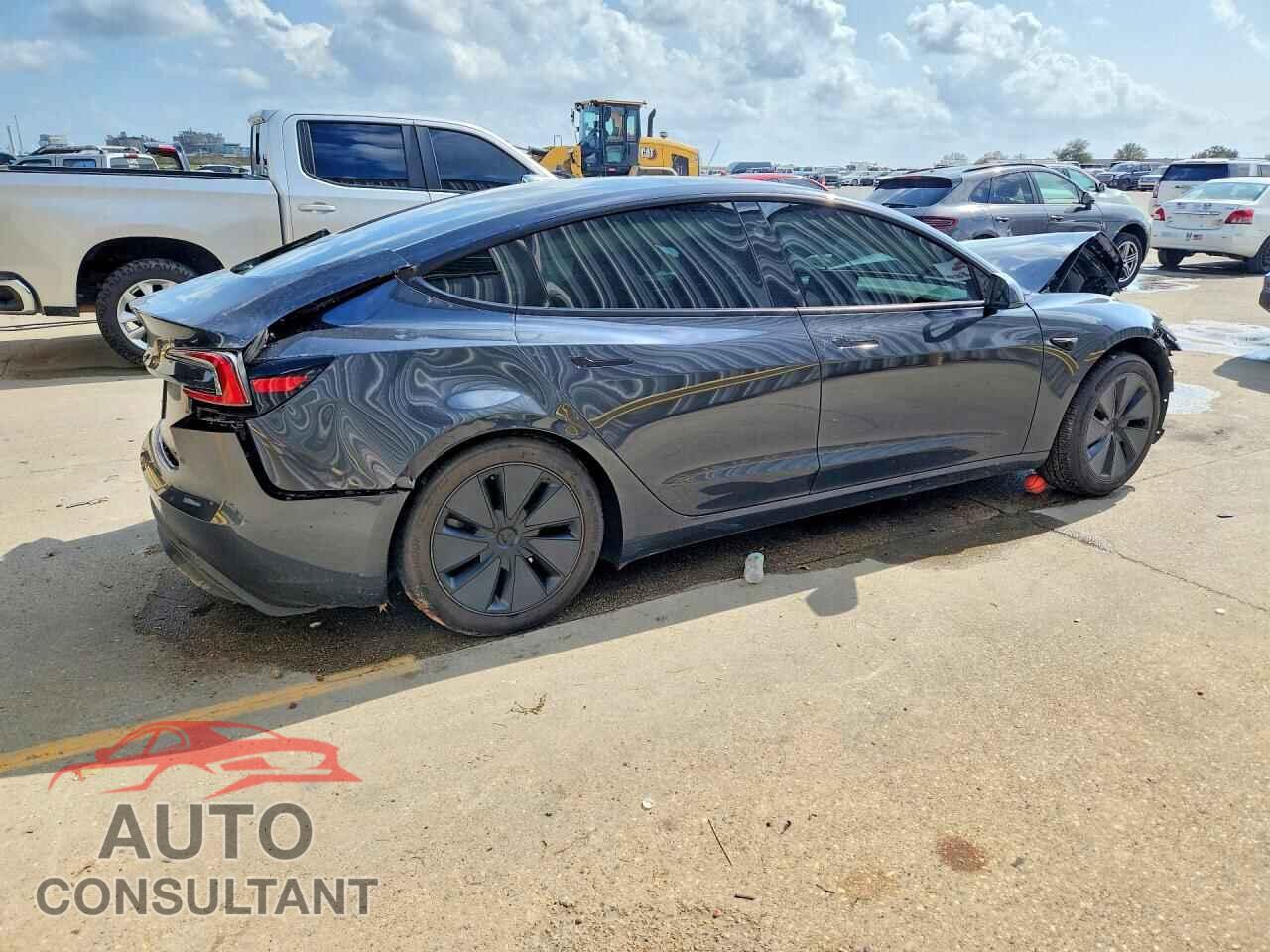 TESLA MODEL 3 2024 - 5YJ3E1EA7RF872387
