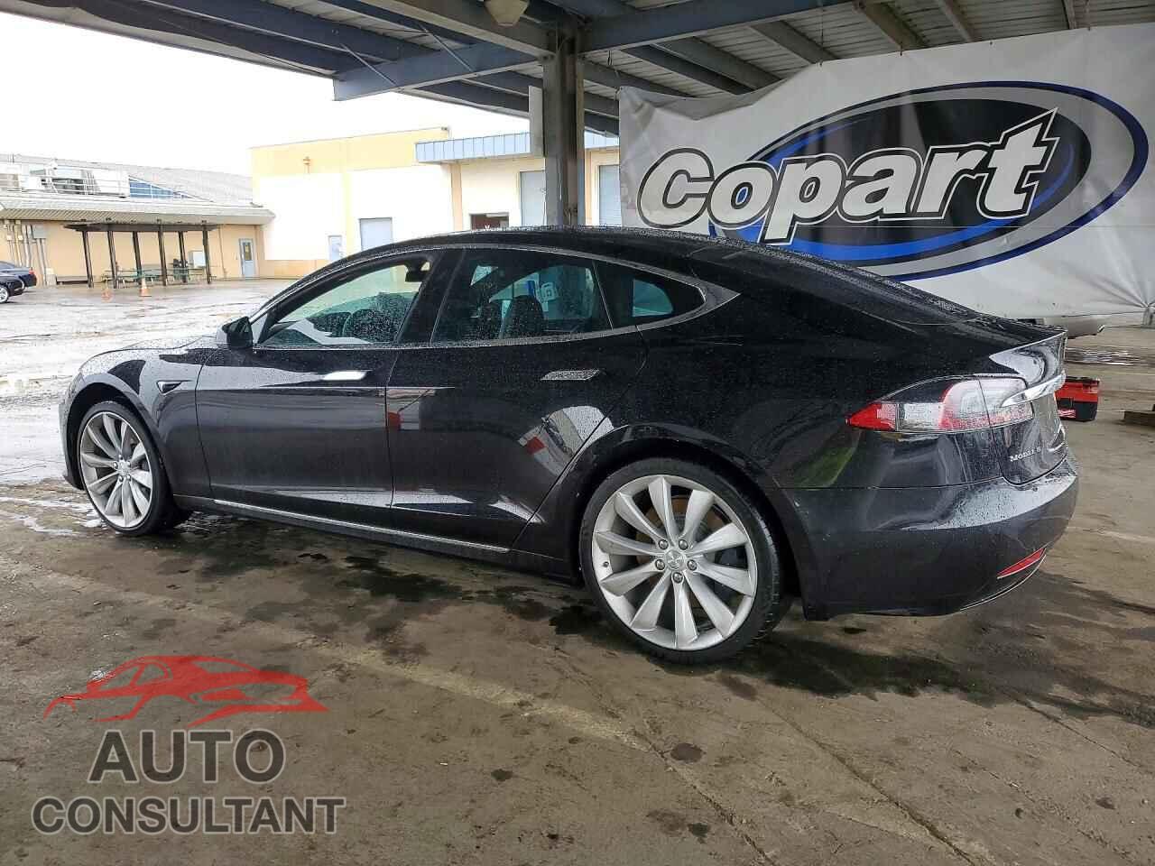 TESLA MODEL S 2016 - 5YJSA1E14GF174565