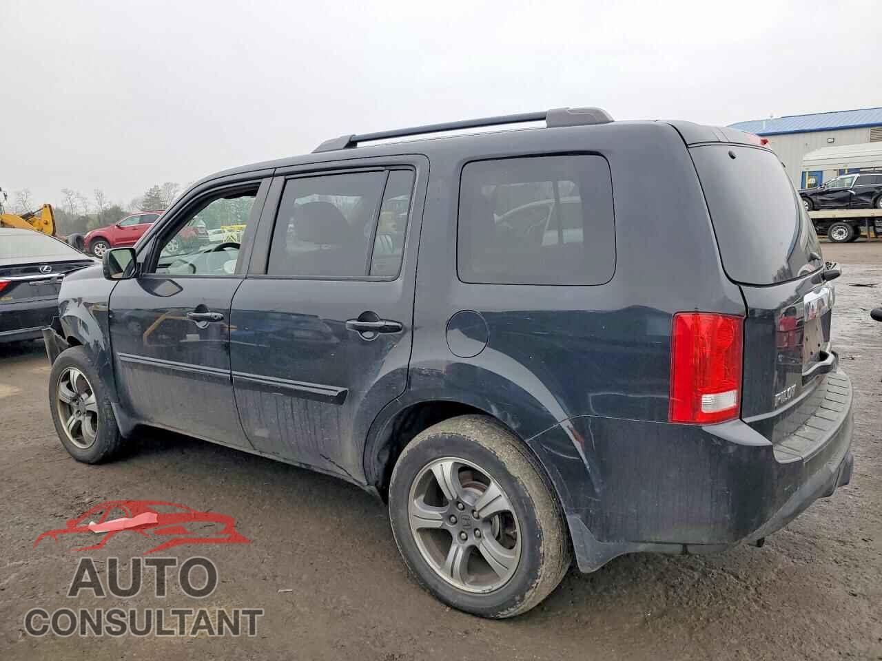 HONDA PILOT 2015 - 5FNYF4H30FB077467