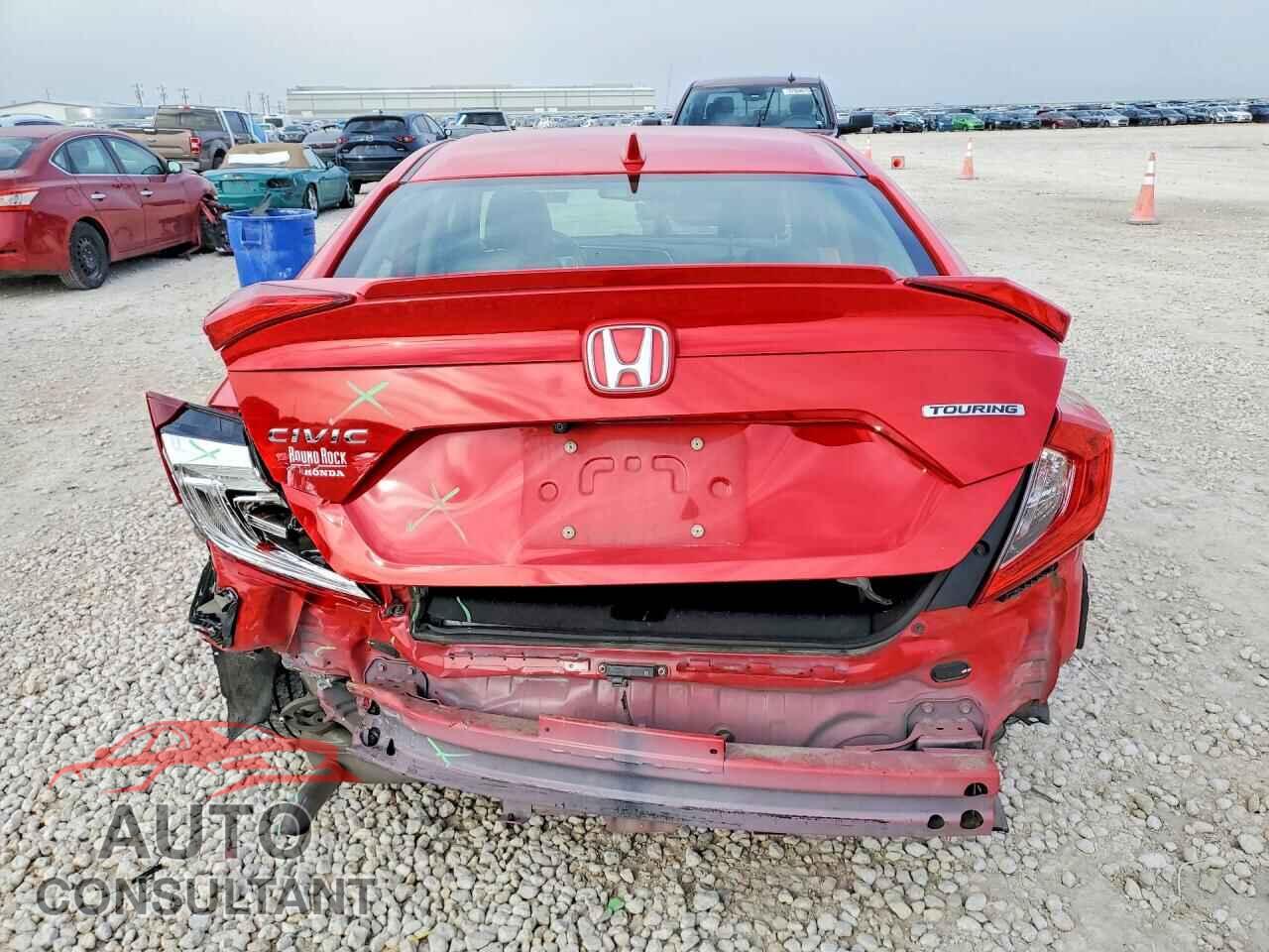 HONDA CIVIC 2018 - JHMFC1F94JX044197