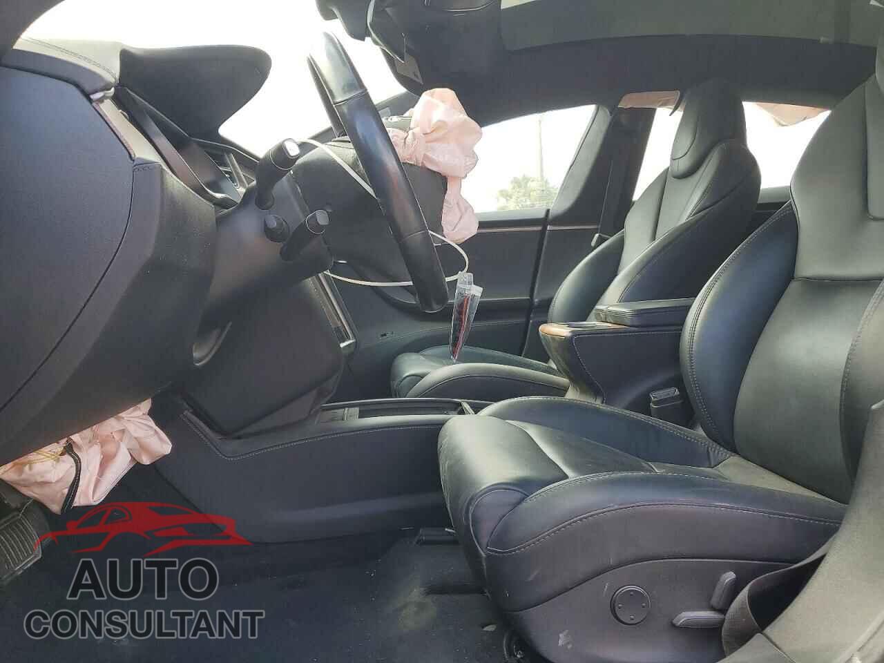 TESLA MODEL S 2020 - 5YJSA1E20LF358954