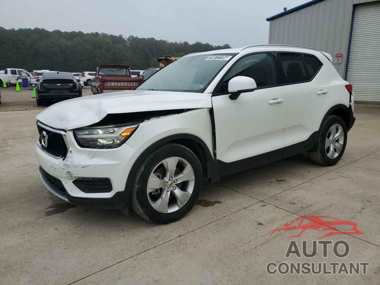 VOLVO XC40 2022 - YV4162UK6N2768391