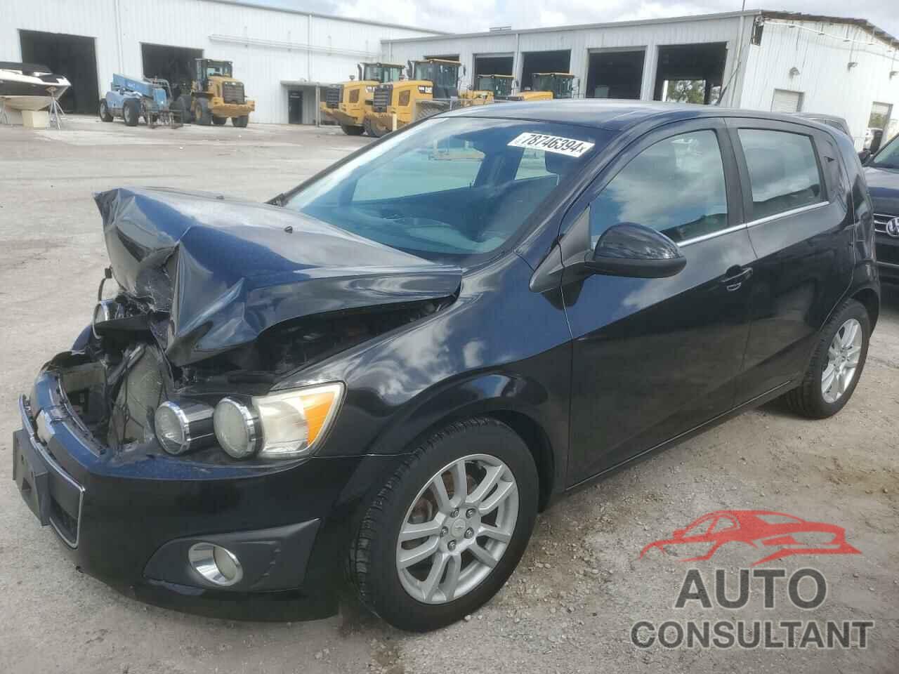 CHEVROLET SONIC 2012 - 1G1JC6SH7C4125441