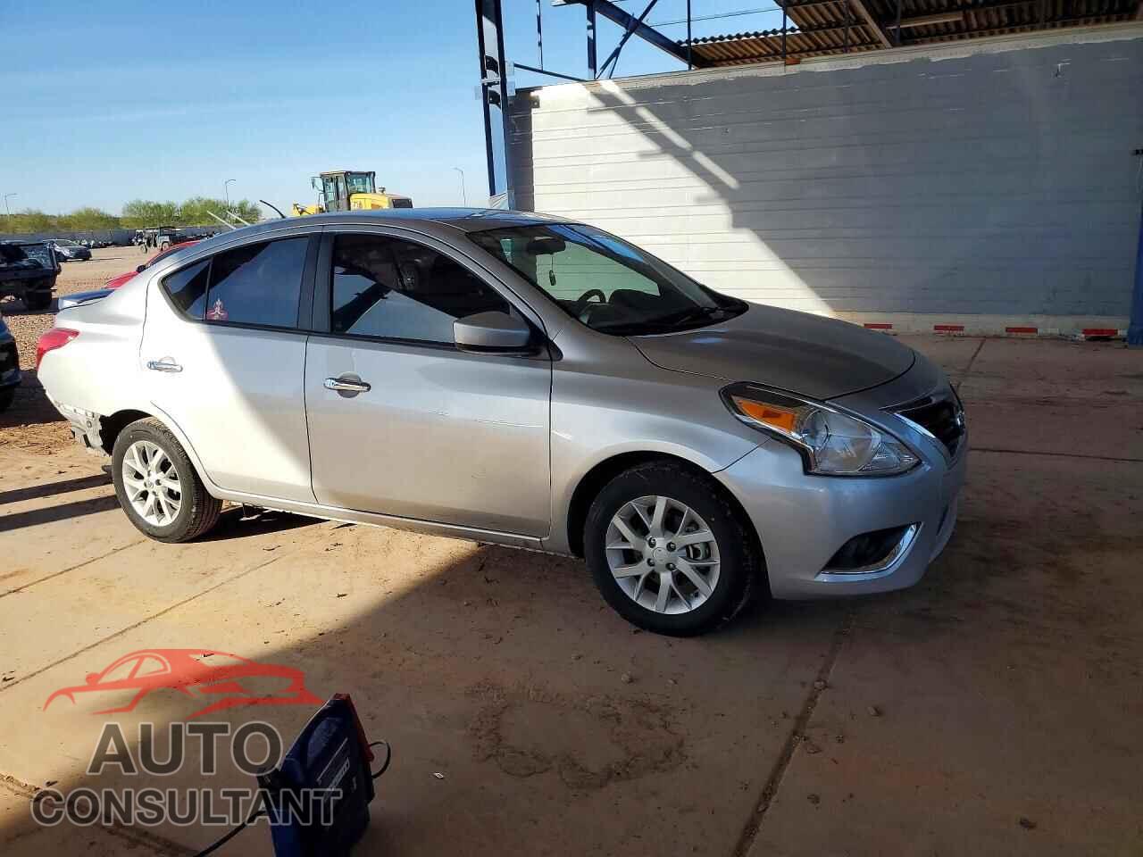 NISSAN VERSA 2019 - 3N1CN7AP3KL802098